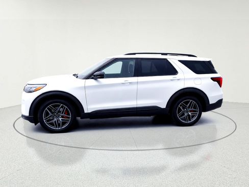 New 2026 Ford Explorer ST image 4
