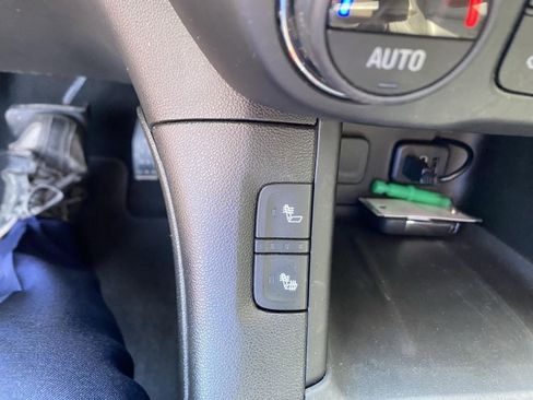 Used 2019 GMC Acadia SLT AWD/4WD image 46
