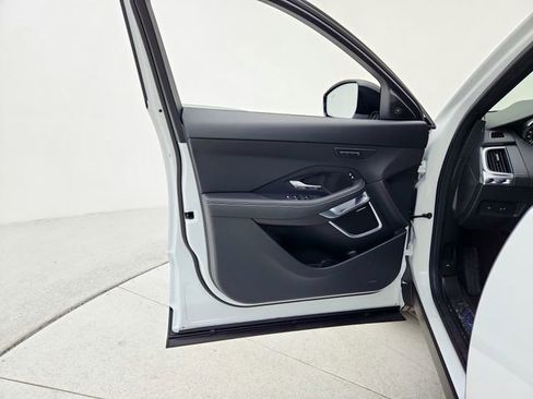 New 2024 Jaguar E-PACE R-Dynamic SE image 28