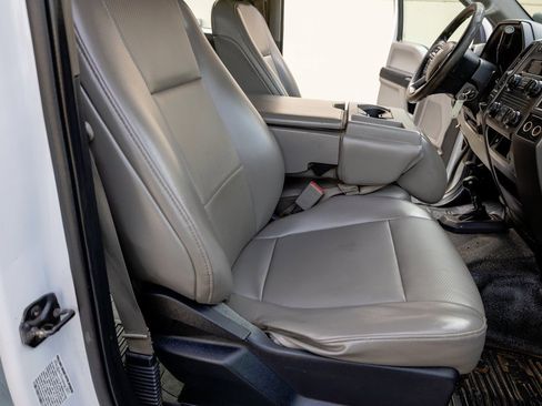 Used 2017 Ford F550 4x4 Crew Cab Super Duty image 11