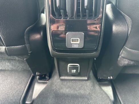 Used 2025 Jeep Compass Latitude AWD/4WD image 31