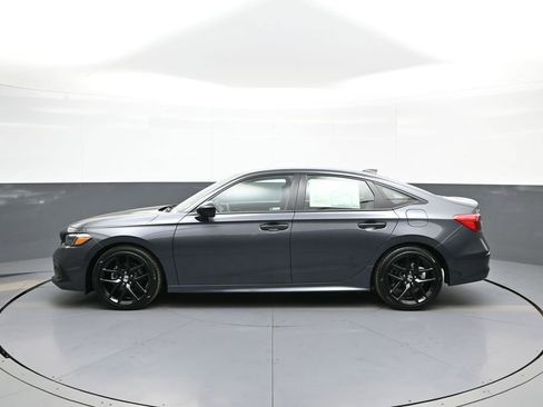 Used 2024 Honda Civic Sport image 9