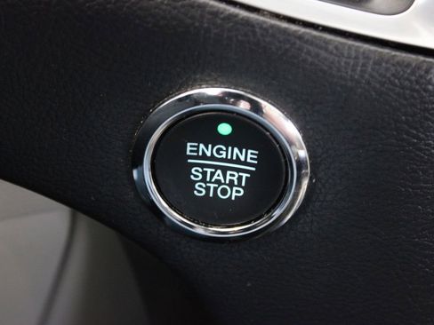Used 2016 Ford Edge Titanium w/ Equipment Group 301A AWD/4WD image 26