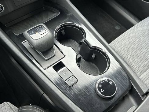 Certified 2023 Nissan Rogue SV image 22