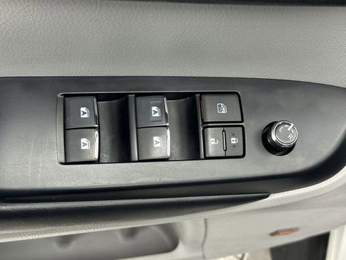 Used 2018 Toyota Highlander Limited image 18