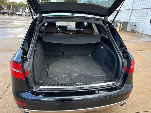 Used 2015 Audi A4 Premium Plus w/ Technology Package image 24