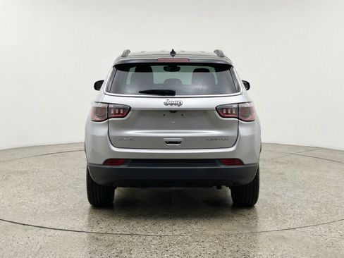 Used 2025 Jeep Compass Limited AWD/4WD image 7
