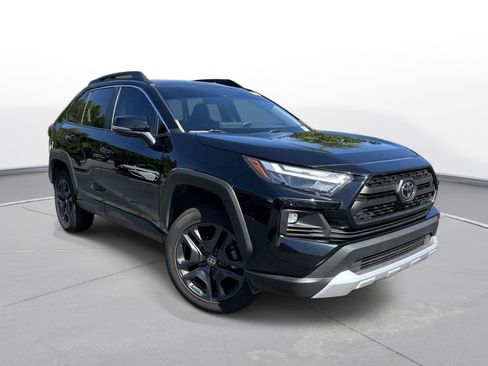 Used 2022 Toyota RAV4 Adventure AWD/4WD image 4