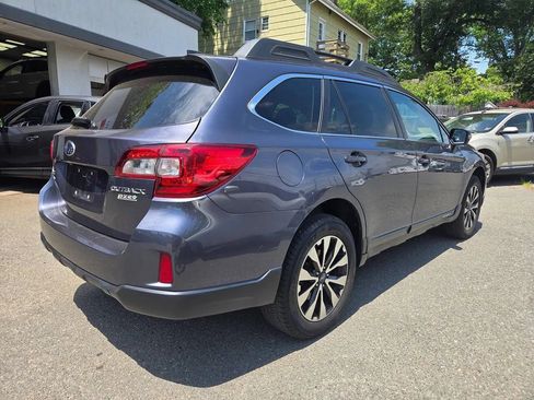 Used 2017 Subaru Outback 2.5i Limited AWD/4WD image 21