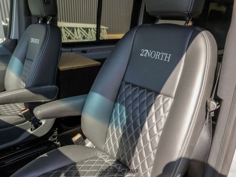 Used 2025 Mercedes-Benz Sprinter 2500 image 90