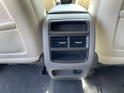 Used 2019 Cadillac XT5 Luxury FWD image 15