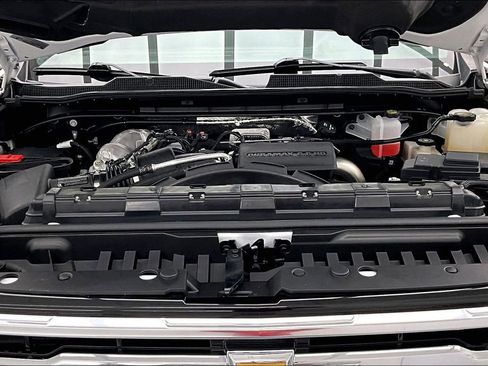 Used 2024 Chevrolet Silverado 2500 High Country AWD/4WD image 10
