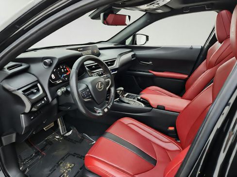 Used 2019 Lexus UX 200 F Sport w/ F Sport Premium Package FWD image 16