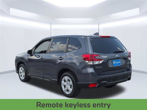 Used 2023 Subaru Forester AWD/4WD image 4