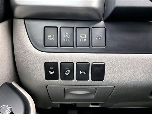 Used 2019 Toyota Highlander Limited Platinum image 33