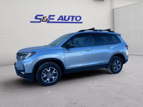Used 2022 Honda Passport TrailSport image 1