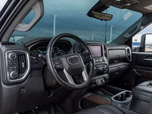 Used 2020 GMC Sierra 3500 Denali w/ Denali Ultimate Package AWD/4WD image 14
