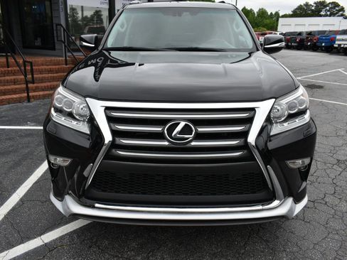 Used 2017 Lexus GX 460 Premium AWD/4WD image 3