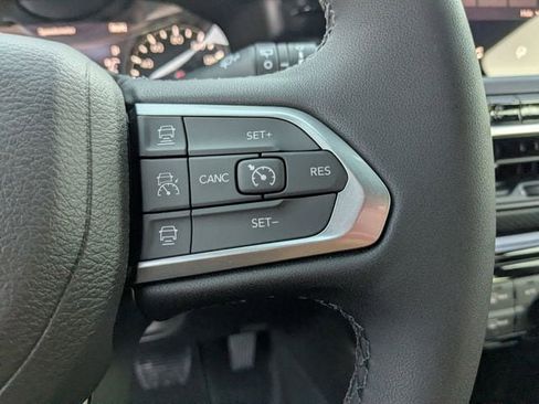 New 2026 Jeep Compass Limited image 16