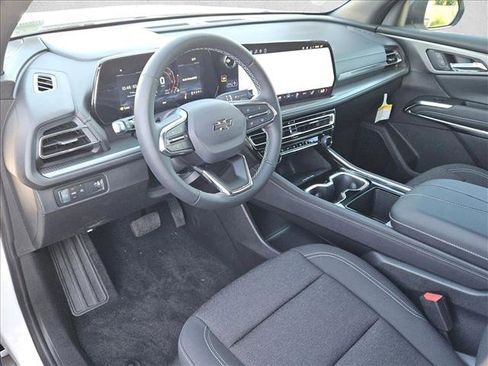 New 2026 Chevrolet Traverse LT w/ Midnight/Sport Edition image 3