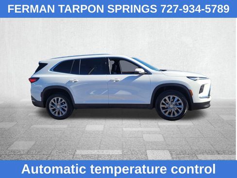 Certified 2025 Buick Enclave Preferred image 12