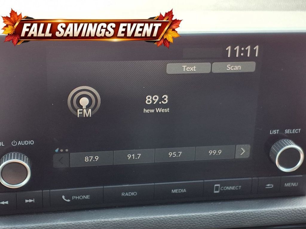 Used 2024 Honda Civic EX-L image 28