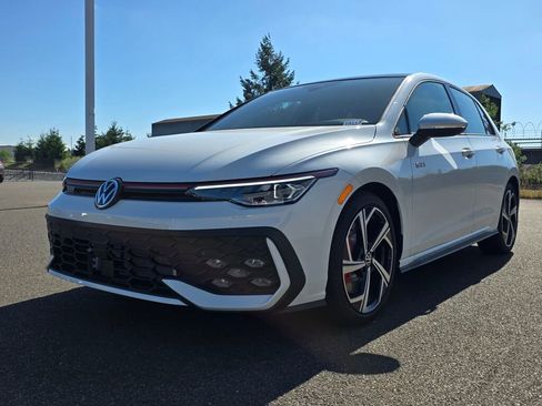 New 2025 Volkswagen GTI SE image 8