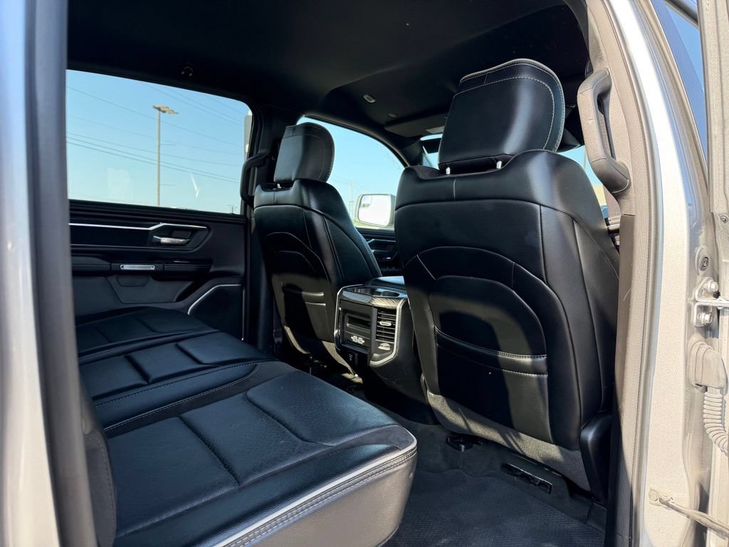 Used 2024 RAM 1500 Laramie AWD/4WD image 28