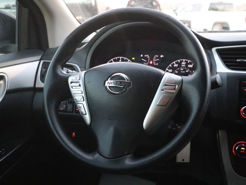Used 2015 Nissan Sentra S image 14