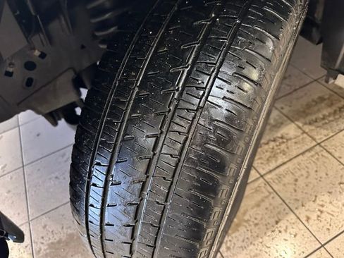 Used 2013 Ford F150 XLT w/ XLT Chrome Pkg image 31