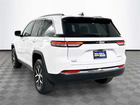 New 2025 Jeep Grand Cherokee Limited w/ Luxury Tech Group II image 21