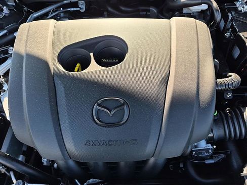New 2026 MAZDA MAZDA3 2.5 S Hatchback w/ Premium Pkg FWD image 37