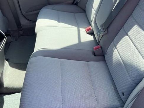 Used 2017 Toyota Camry LE FWD image 10