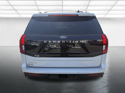 Used 2025 Ford Expedition Active AWD/4WD image 4