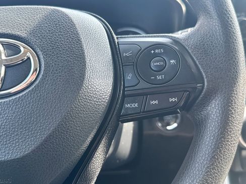 Used 2024 Toyota RAV4 XLE image 20