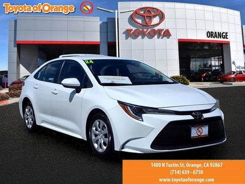 Certified 2024 Toyota Corolla LE FWD image 1