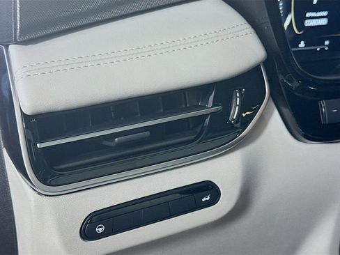 New 2026 INFINITI QX60 Luxe w/ Cargo Package image 12