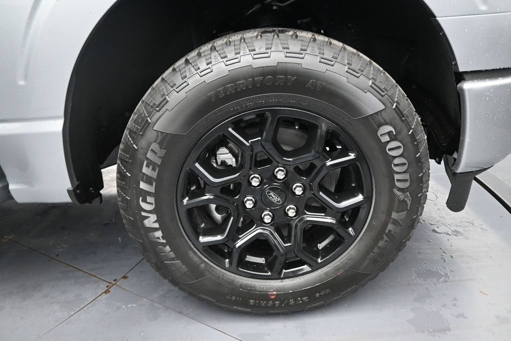 Used 2025 Ford F150 STX AWD/4WD image 34