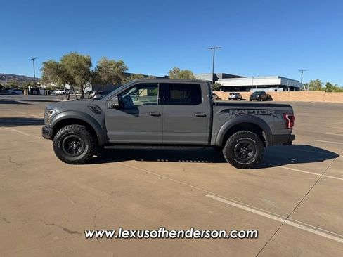 Used 2018 Ford F150 Raptor w/ Equipment Group 802A Luxury AWD/4WD image 3
