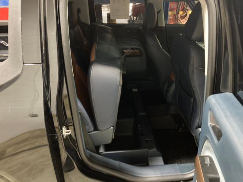 Used 2023 Ford Maverick Lariat w/ Equipment Group 500A Standard image 8