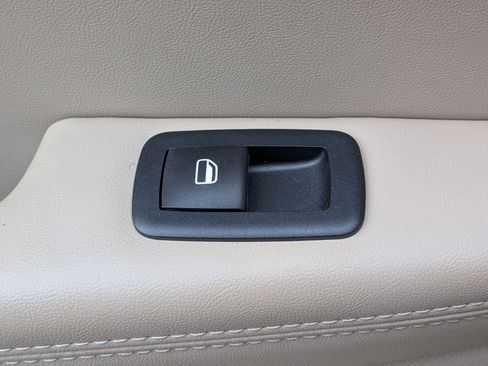 Used 2021 Jeep Grand Cherokee Limited w/ Trailer Tow Group IV image 29