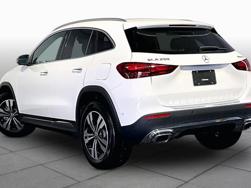 New 2026 Mercedes-Benz GLA 250 4MATIC image 3