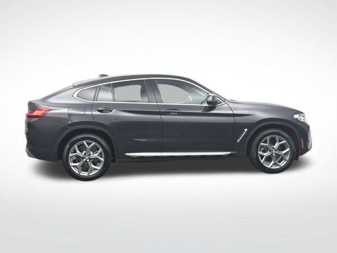 Used 2025 BMW X4 xDrive30i AWD/4WD image 4