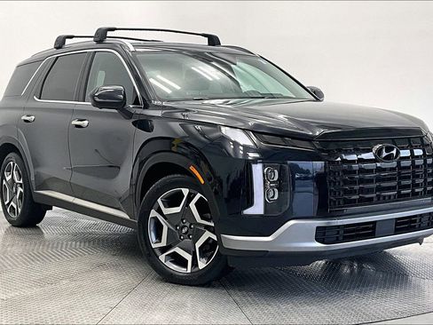 Used 2023 Hyundai Palisade Limited image 11