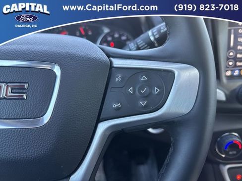 Used 2023 GMC Terrain SLT w/ Tech Package image 23