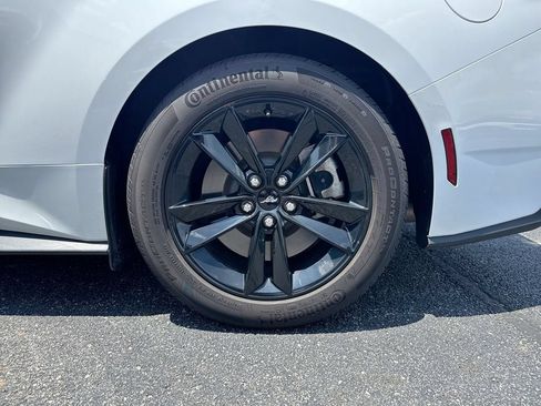 Used 2025 Ford Mustang GT RWD image 26