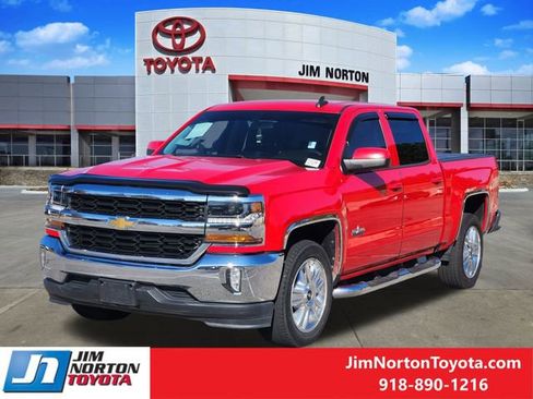Used 2018 Chevrolet Silverado 1500 LT w/ Texas Edition image 3