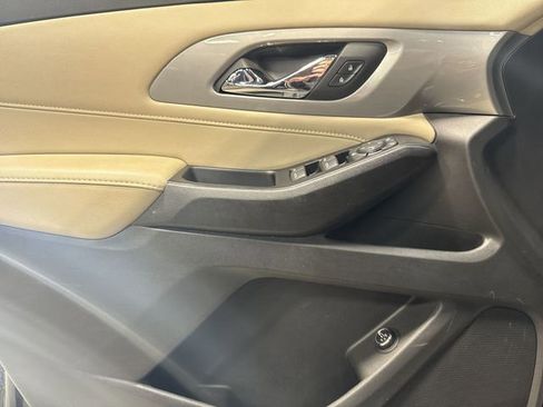 Certified 2023 Chevrolet Traverse LT image 23