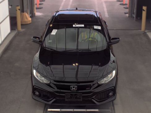 Used 2018 Honda Civic Si image 2