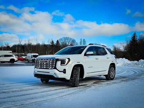 New 2026 GMC Terrain Denali image 8